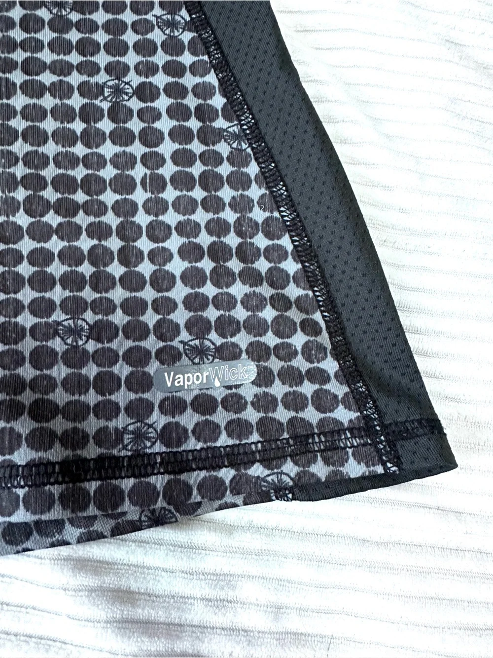 The North Face Women's Black & White Dot-Print Short Sleeve Tee - Picture 7 of 7